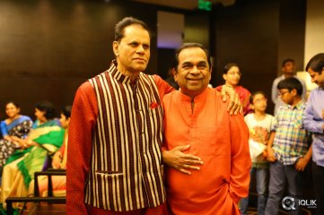 TSR Felicitates Gautamiputra Satakarni Team